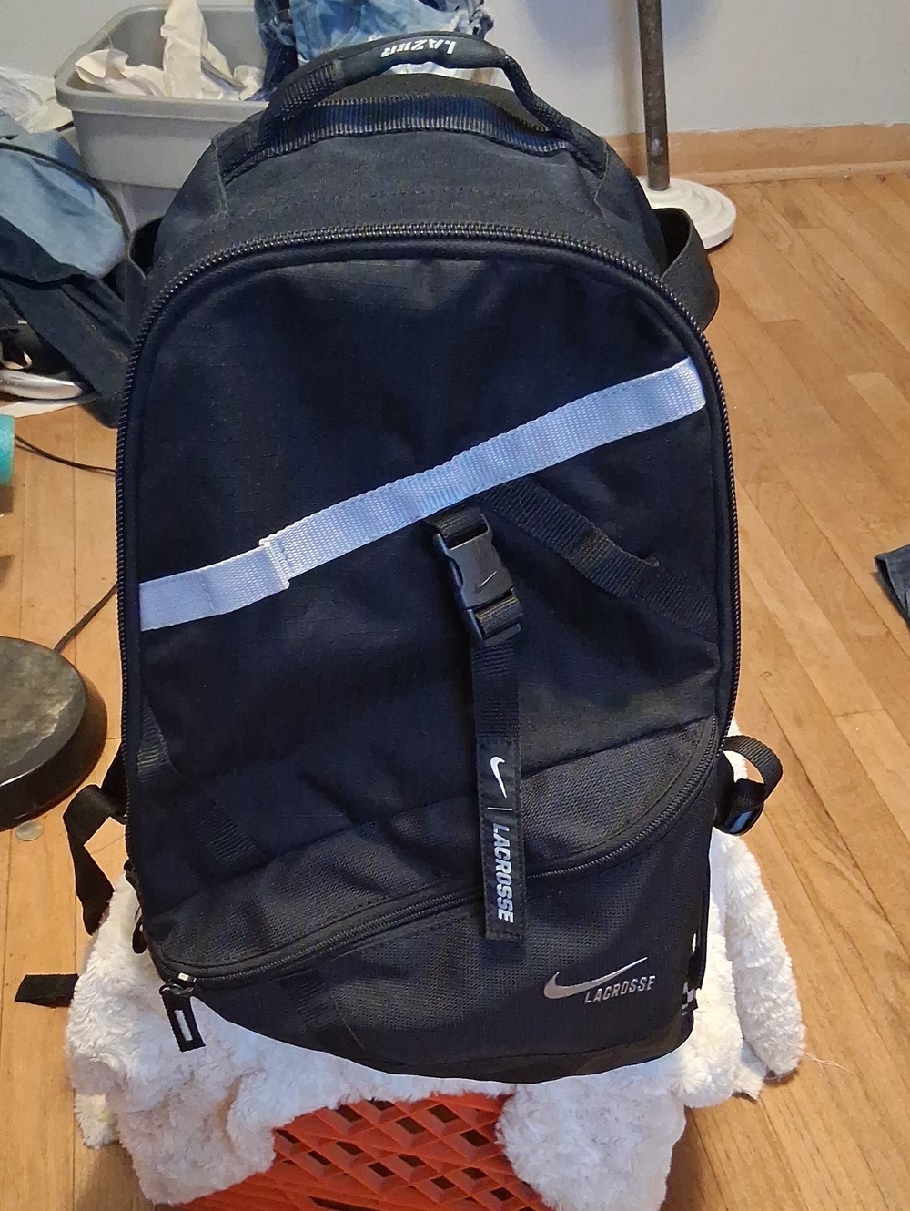 new nike air max lazer medium lacrosse bag backpack